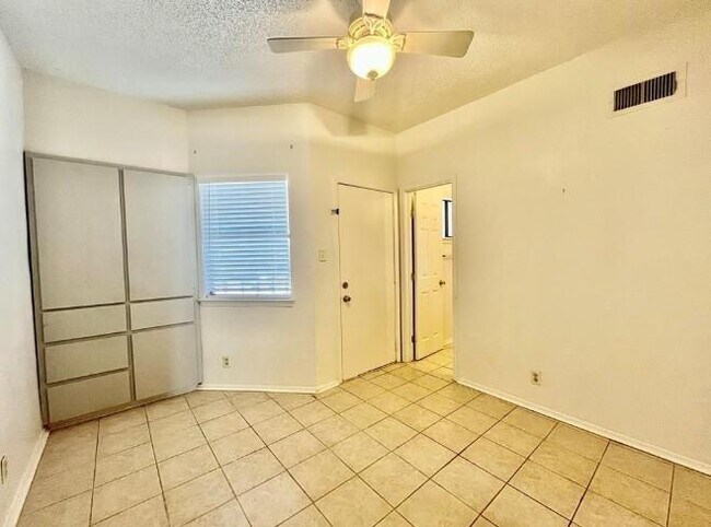 Foto del edificio - 3316 Guadalupe St