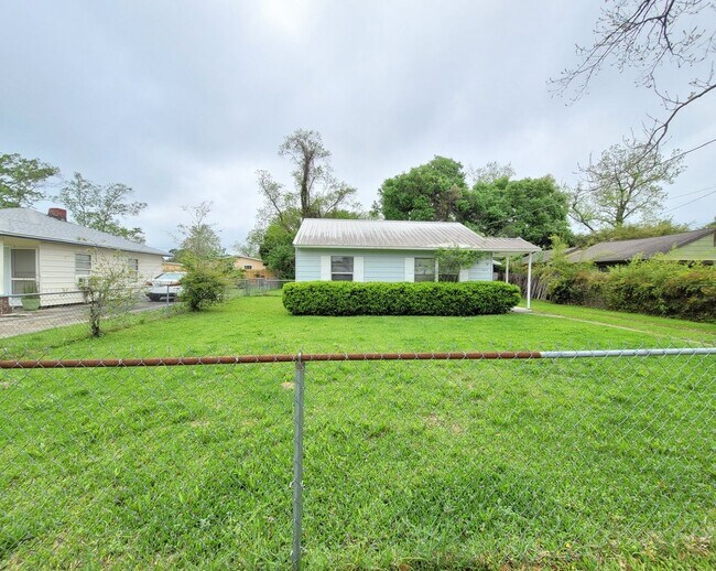 Foto del edificio - 1207 N 46th Ave