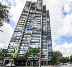 Building Photo - 1850 N Clark St