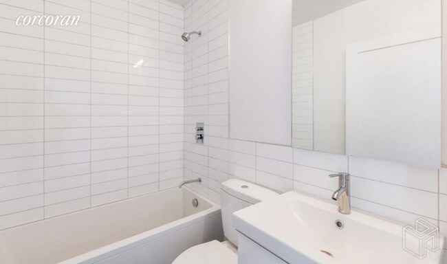 Foto del edificio - 144 4th Ave