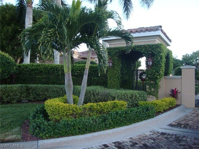Building Photo - 1522 SW 50th St