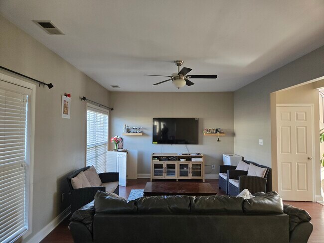 Building Photo - 17001 Piton Way