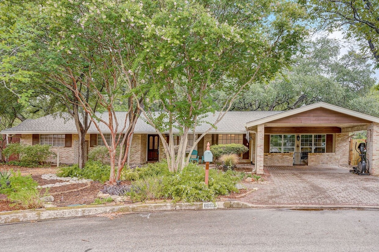 Foto principal - Welcome to this beautiful 3-bedroom, 2-bat...