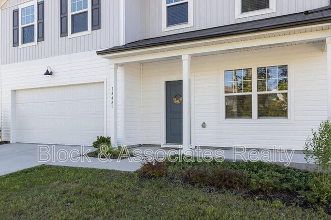 Building Photo - 1448 Heron Pond St