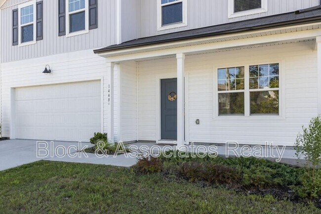 Foto del edificio - 1448 Heron Pond St