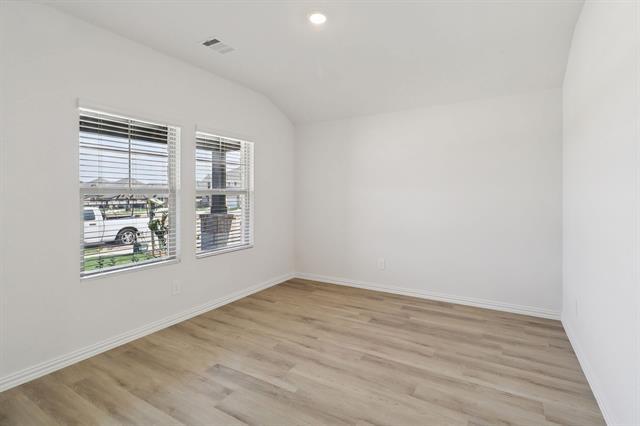 Foto del edificio - 2230 Currents Rd