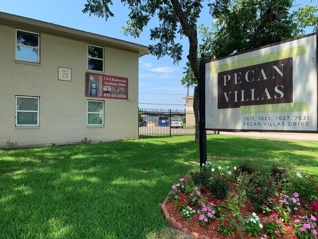 Building Photo - 7623 Pecan Villas Dr