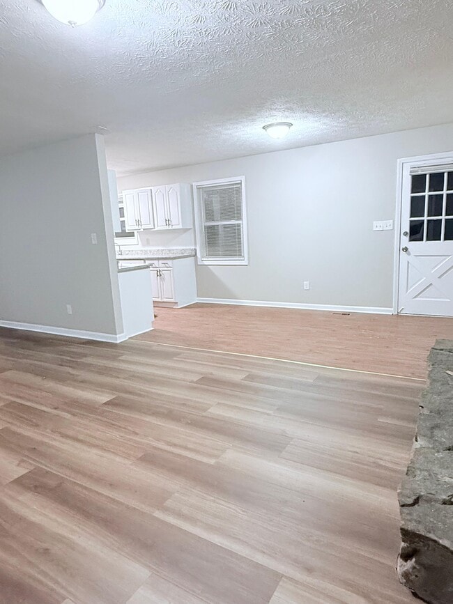 Foto del edificio - 5957 Sherrie Ln