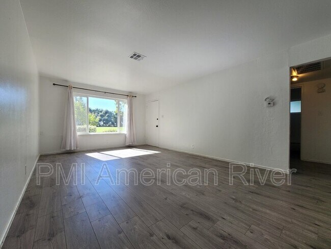 Foto del edificio - 5665 Harold Way