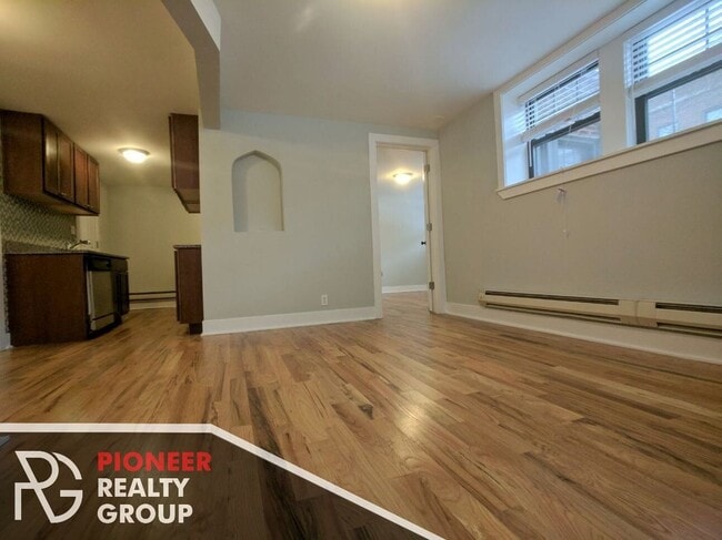 Foto del edificio - 4407 N Wolcott Ave