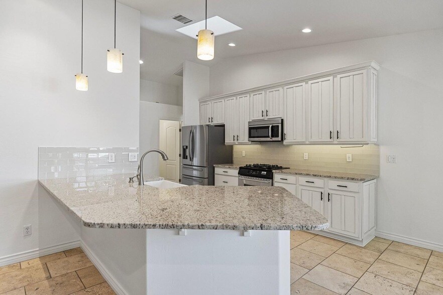 5233 N 15th St, Phoenix, AZ 85014 | Apartments.com