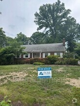 Building Photo - 6623 Wexford Ln