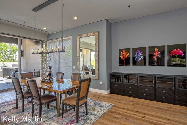 Foto del edificio - 2 br, 2 bath House - 4201 N Marshall Way #...