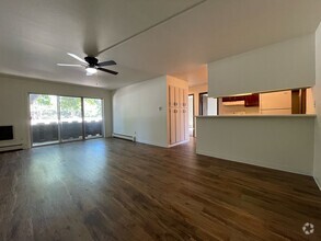 Building Photo - 1315 Kirkwood Dr
