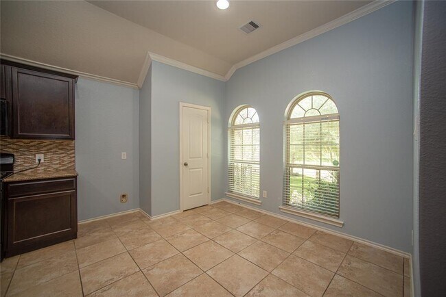 Foto del edificio - 1701 Chestnut Glen Ct