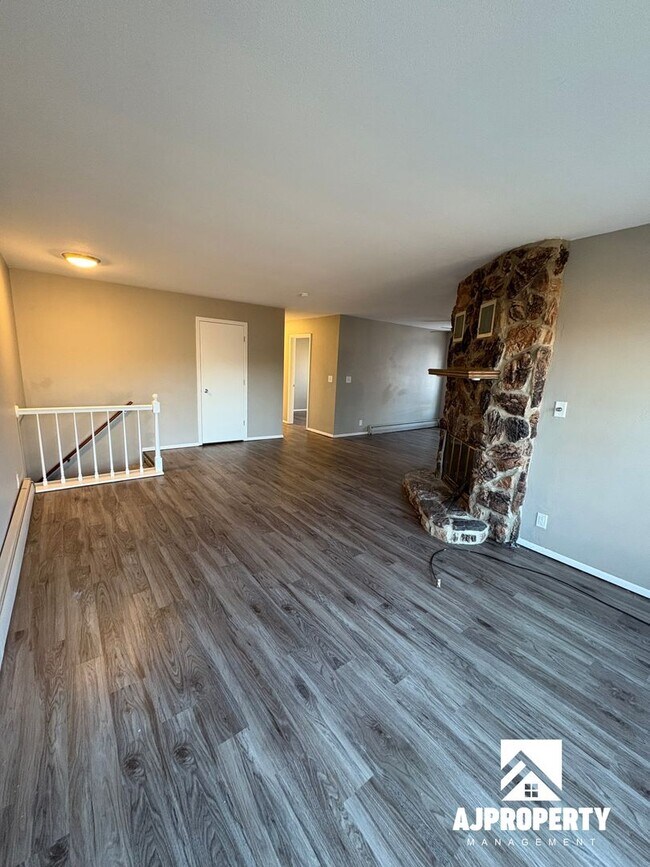 Foto del edificio - 3014 S Phillips Ave