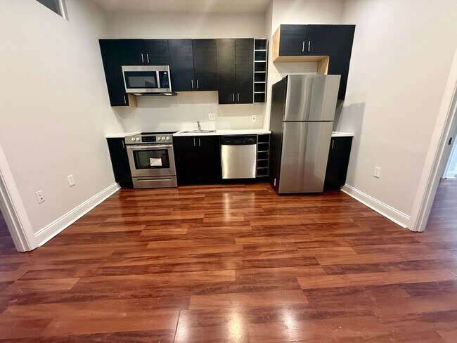 Foto del edificio - 543 Florida Ave NW