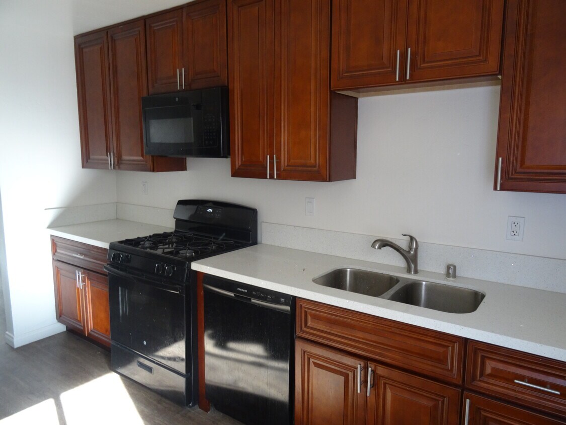 Foto principal - 4170 34th St