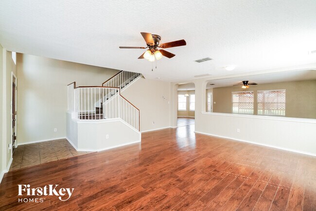 Foto del edificio - 10235 Timber Country