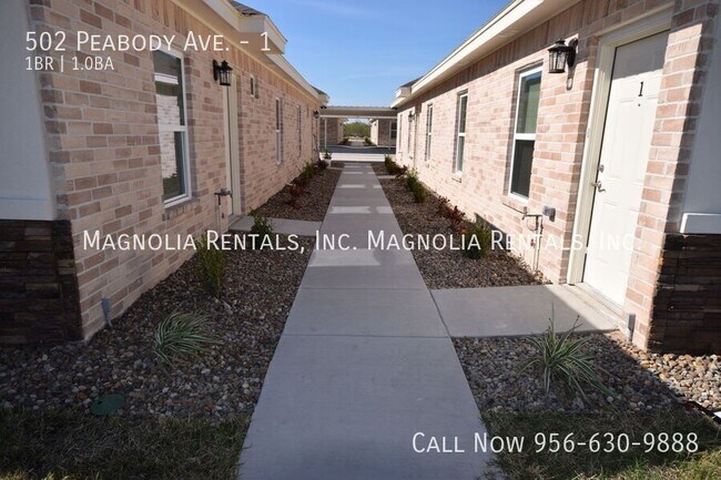 Building Photo - 502 Peabody Ave