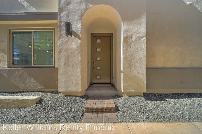 Building Photo - 7439 E Conquistadores Dr
