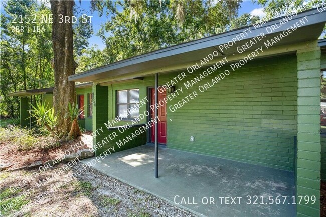 Building Photo - Two bedroom 1 bath