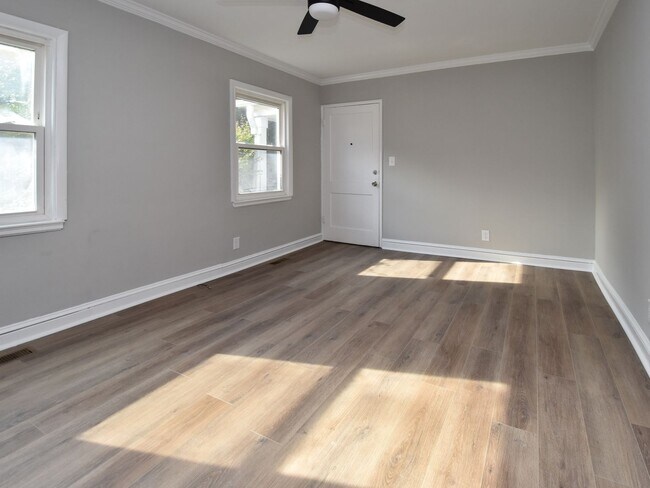 Foto del edificio - Spacious 2-Bedroom Apartment in Prime Wins...