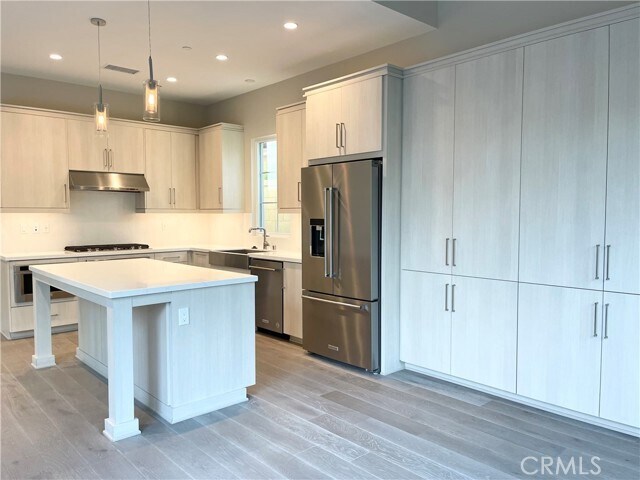 Building Photo - 130 San Benito