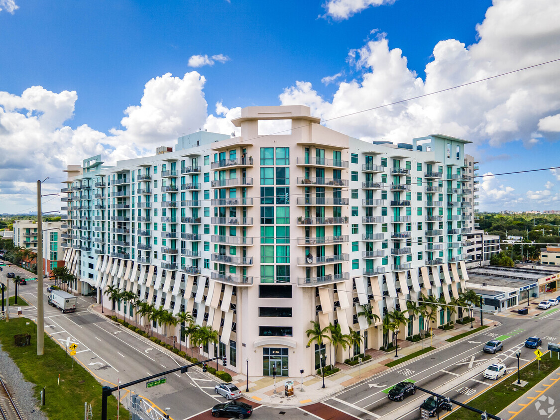 Hollywood Station - Apartments in Hollywood, FL | Apartments.com