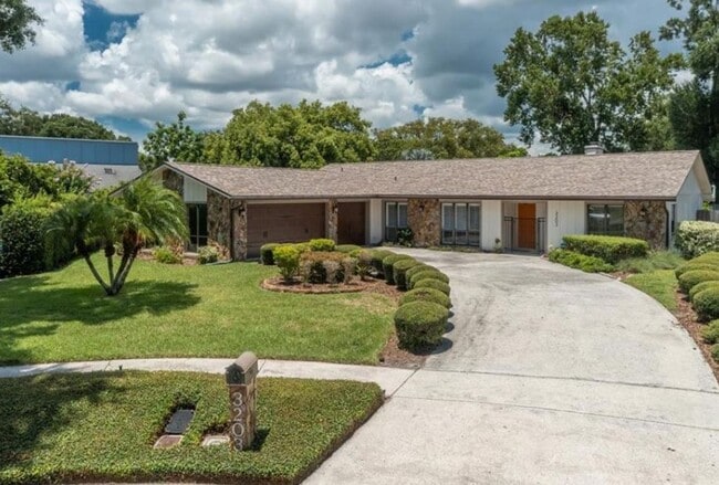 Photo - 3203 Stoneybrook Ln House
