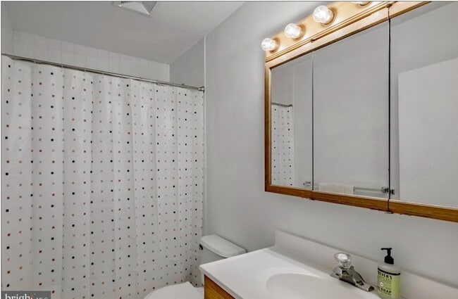 Foto del edificio - 345 W Signal Hill Rd