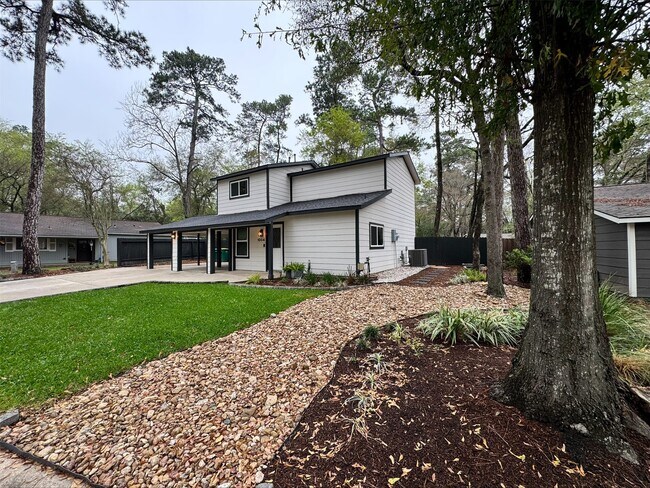 Foto del edificio - 1004 E Red Cedar Cir