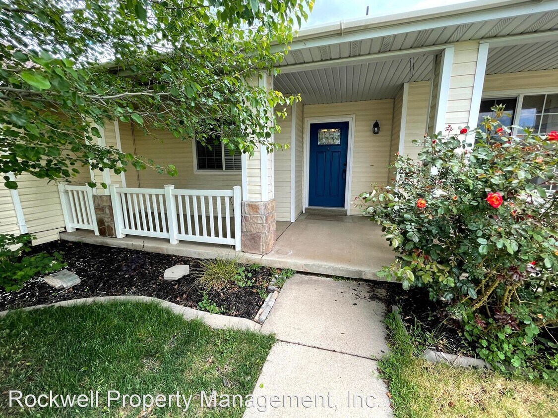 3 br, 2 bath House 337 Christine Way House Rental in Kaysville, UT