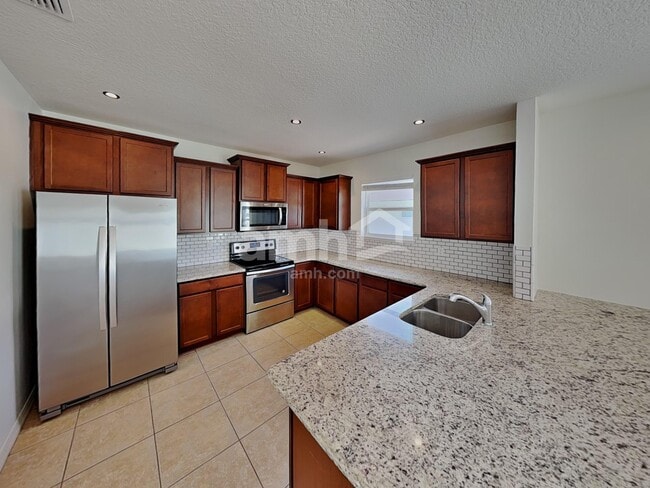 Building Photo - 5010 Windbourne Way