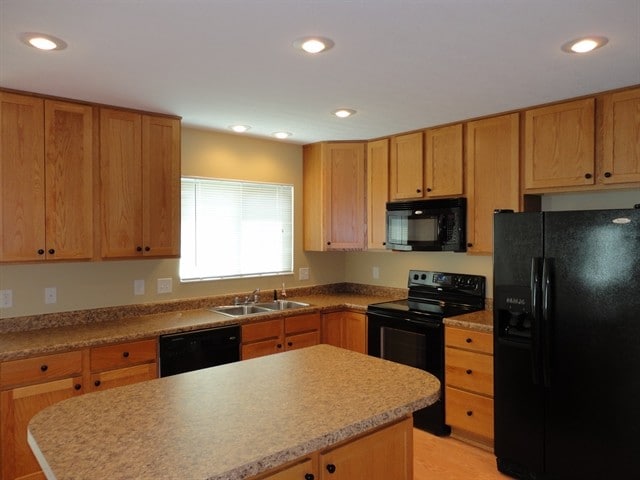 Building Photo - 6607 Thistle Grove