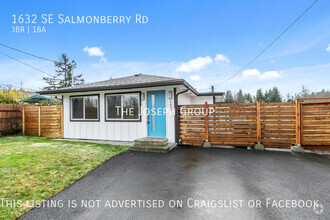 Building Photo - 1632 SE Salmonberry Rd