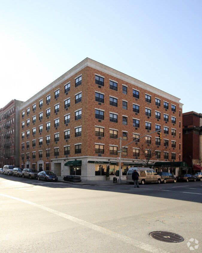 Building Photo - 1429-1439 Fifth Ave