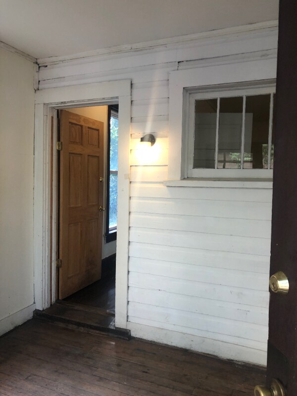 Foto principal - 232 W Beaver Ave