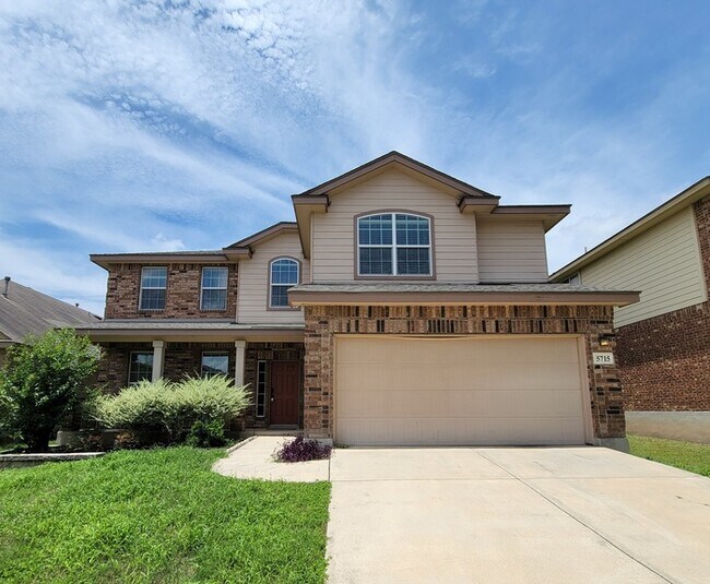 Charming 4 beds 2 baths in San Antonio! - Charming 4 beds 2 baths in San Antonio! House