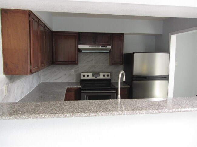 Foto del edificio - 12255 W Village Dr