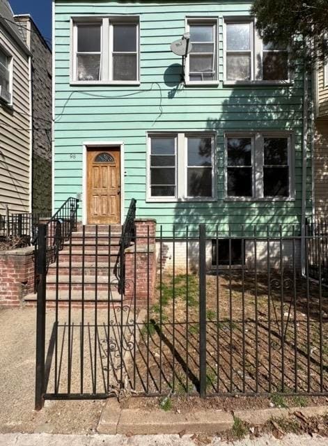 Building Photo - 98 Van Nostrand Ave