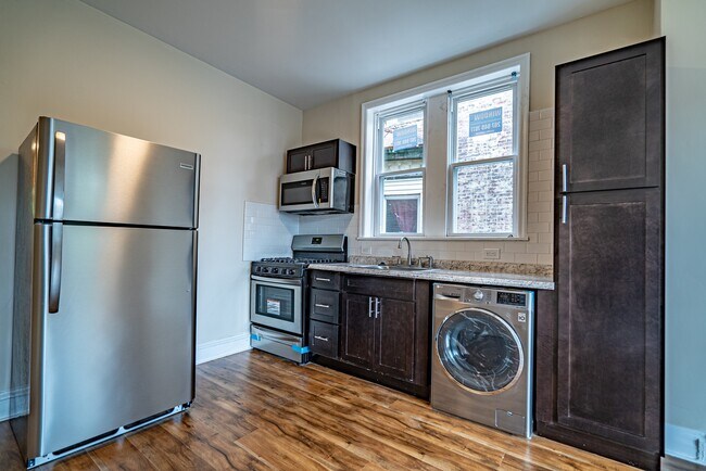 Foto del edificio - 4129 W Girard Ave