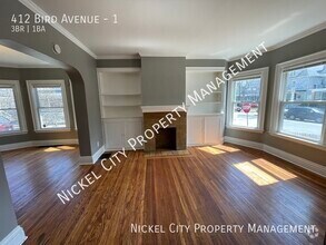 Building Photo - 412 Bird Ave