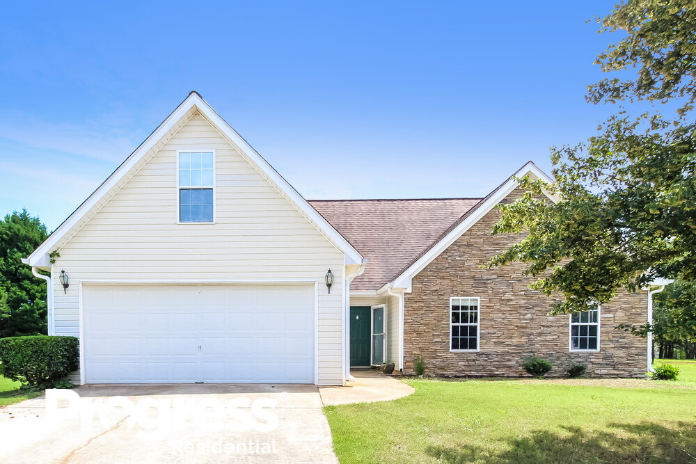 50 Princeton Ct, Covington, GA 30016 House Rental in Covington, GA