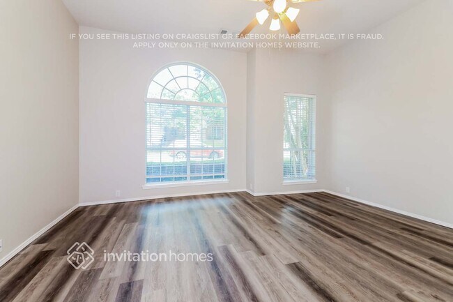 Building Photo - 1270 Stanford Dr