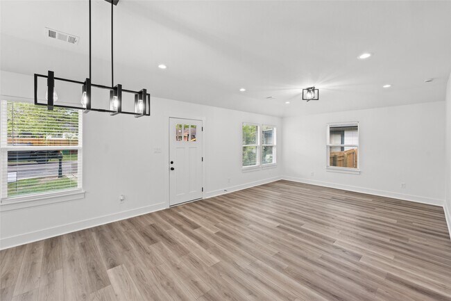 Foto del edificio - 514 W Wilkins St