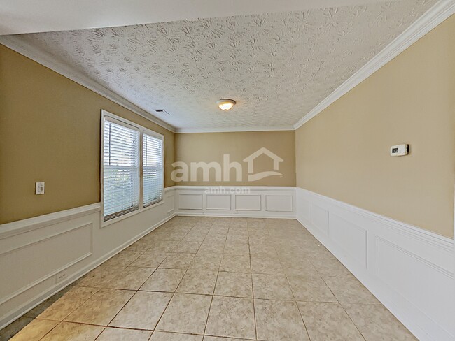 Foto del edificio - 2740 White Blossom Ln