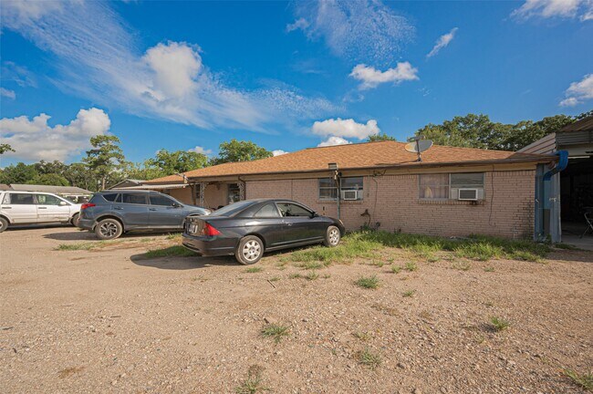 Foto del edificio - 13010 Cypress North Houston Rd