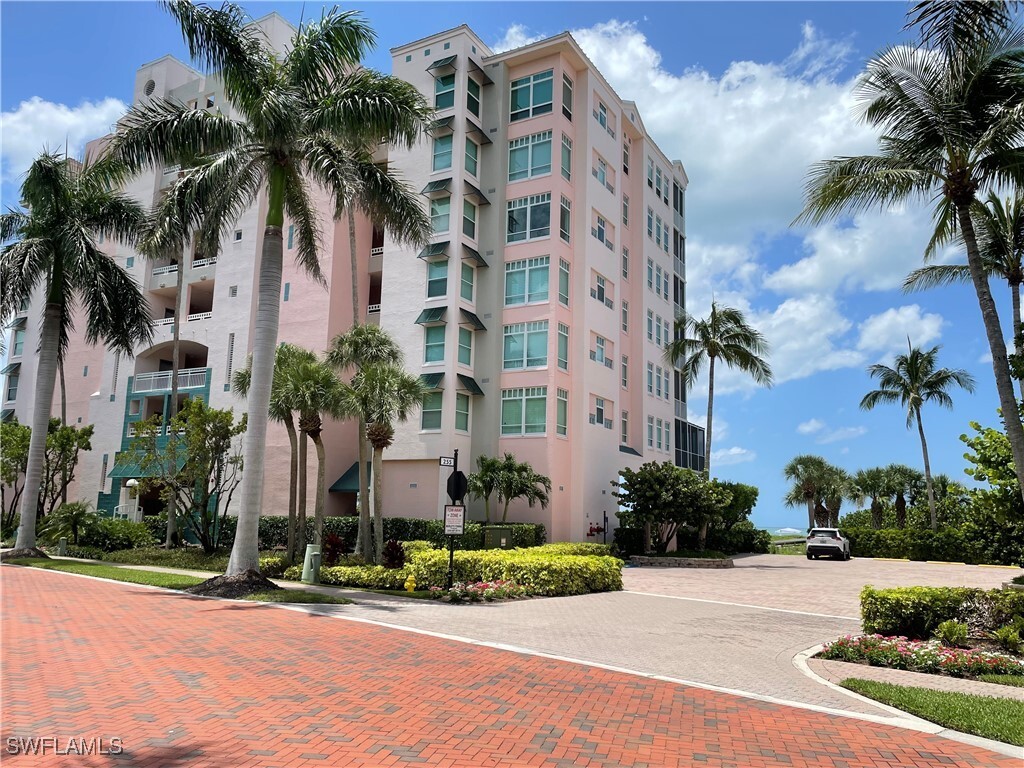 Foto principal - 255 Barefoot Beach Blvd