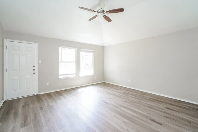 Foto del edificio - 110 Comanche Trail